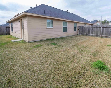 2438 W Werrington Way - Photo Thumbnail 1