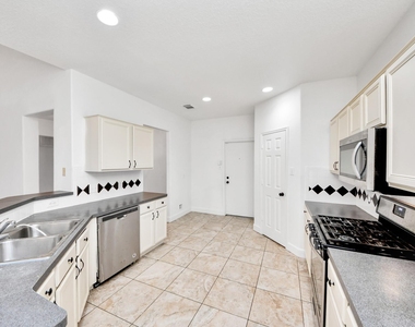13515 Scarab Drive - Photo Thumbnail 14
