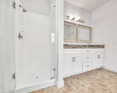 13515 Scarab Drive - Photo Thumbnail 17