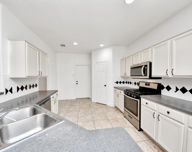 13515 Scarab Drive - Photo Thumbnail 33
