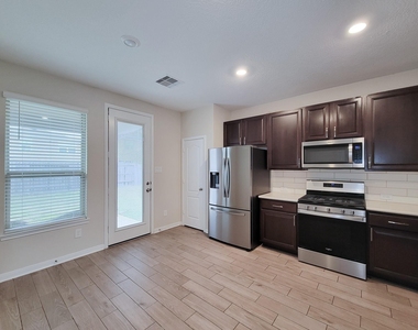 17311 Rock Willow Lane - Photo Thumbnail 10