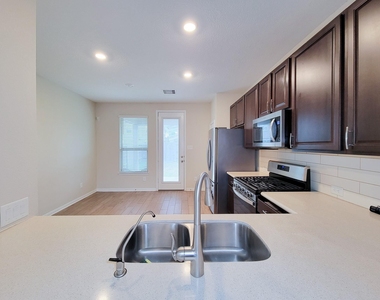 17311 Rock Willow Lane - Photo Thumbnail 8