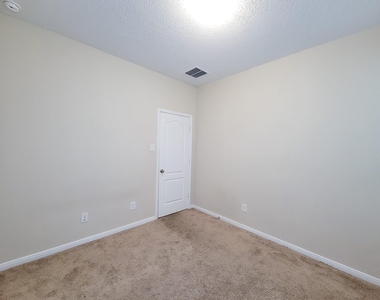 17311 Rock Willow Lane - Photo Thumbnail 26