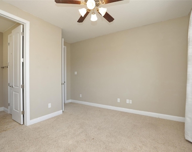 1610 Knox Street - Photo Thumbnail 29