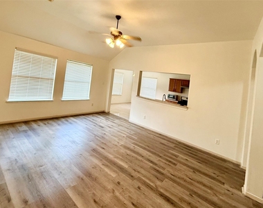 24726 Cobble Canyon Lane - Photo Thumbnail 4