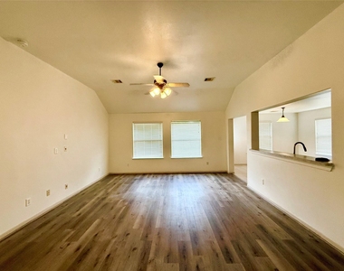 24726 Cobble Canyon Lane - Photo Thumbnail 3