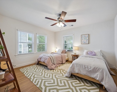 809 Gale Street - Photo Thumbnail 10