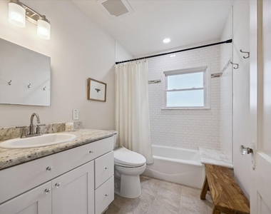809 Gale Street - Photo Thumbnail 11
