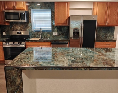 274 Lincoln Drive - Photo Thumbnail 1