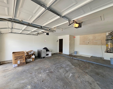 5619 Fairview Forest Drive - Photo Thumbnail 17