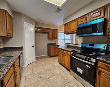 5619 Fairview Forest Drive - Photo Thumbnail 8