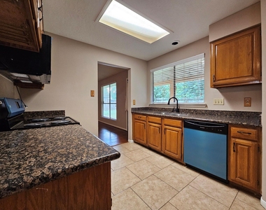 5619 Fairview Forest Drive - Photo Thumbnail 6