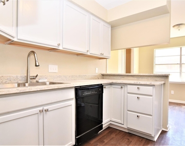 3907 Almington Lane - Photo Thumbnail 4
