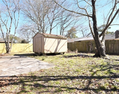 3907 Almington Lane - Photo Thumbnail 19