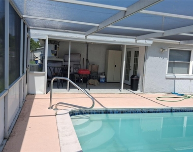 8846 Chilton Drive - Photo Thumbnail 17