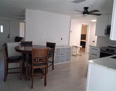 8846 Chilton Drive - Photo Thumbnail 5