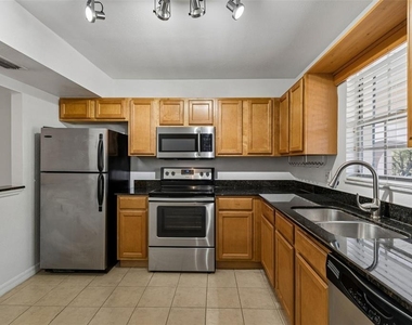 10354 Carrollwood Lane - Photo Thumbnail 5