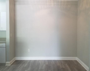 17102 Carrington Park Drive - Photo Thumbnail 9