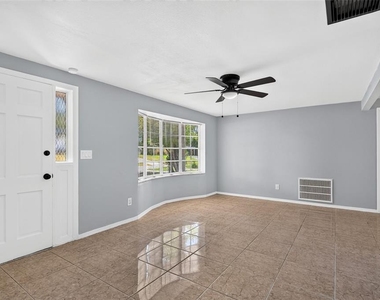 4125 Oakfield Avenue - Photo Thumbnail 2