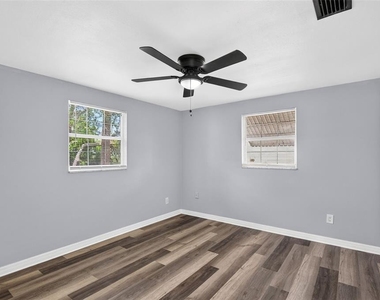 4125 Oakfield Avenue - Photo Thumbnail 14