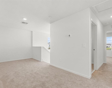 5767 Purple Finch Avenue - Photo Thumbnail 16