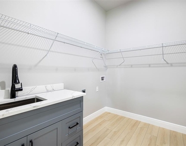 2635 Snug Street - Photo Thumbnail 10