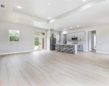 2635 Snug Street - Photo Thumbnail 3