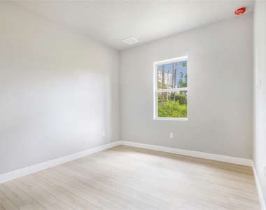 2635 Snug Street - Photo Thumbnail 16
