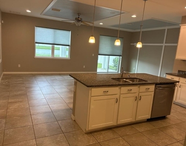 10605 Avian Forrest Dr - Photo Thumbnail 2