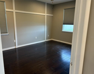 10605 Avian Forrest Dr - Photo Thumbnail 4