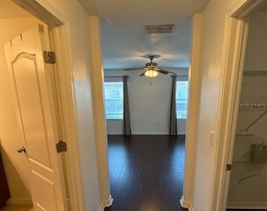 2807 Lantern Hill Avenue - Photo Thumbnail 10