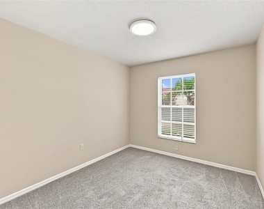 128 Lookout Drive - Photo Thumbnail 22