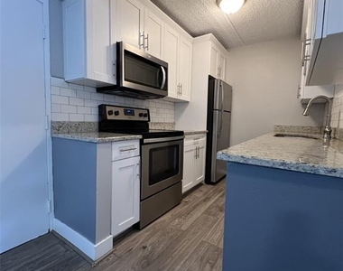 3325 Bayshore Boulevard - Photo Thumbnail 13