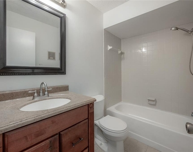 13608 S Village Drive - Photo Thumbnail 14