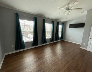 6847 46th Lane N - Photo Thumbnail 19