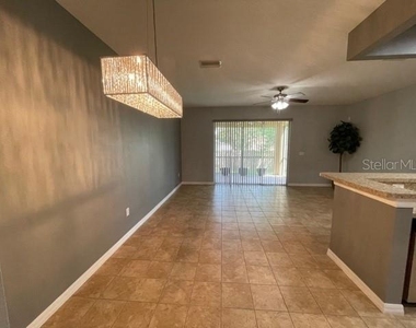 6847 46th Lane N - Photo Thumbnail 7