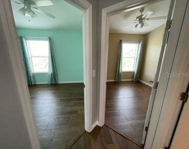 6847 46th Lane N - Photo Thumbnail 25