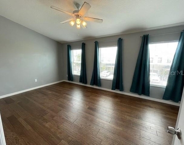 6847 46th Lane N - Photo Thumbnail 18