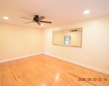 908 7th Avenue Sw - Photo Thumbnail 1