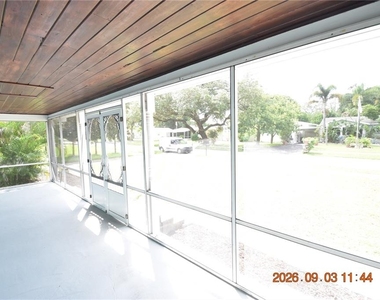 908 7th Avenue Sw - Photo Thumbnail 13