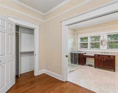 1107 W Horatio Street - Photo Thumbnail 24