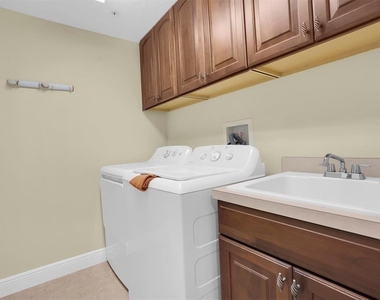 7040 Key Haven Road - Photo Thumbnail 21
