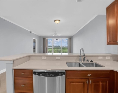 7040 Key Haven Road - Photo Thumbnail 7