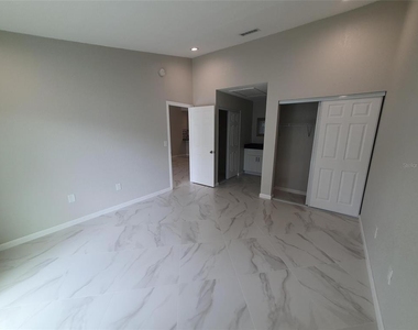 1817 Orange Boulevard Way - Photo Thumbnail 7