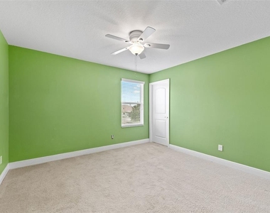 19184 Long Lake Ranch Boulevard - Photo Thumbnail 25