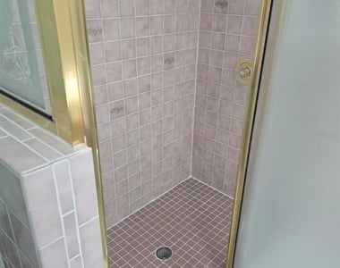 2668 Bentley Drive - Photo Thumbnail 8