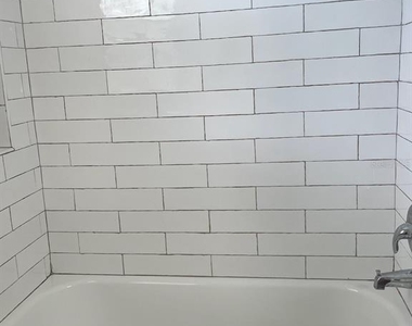 12101 Roseland Drive - Photo Thumbnail 12