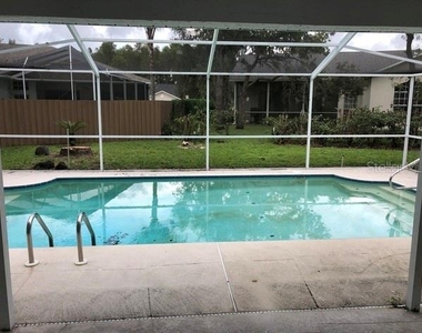 12101 Roseland Drive - Photo Thumbnail 23