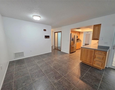 3101 Egret Terrace - Photo Thumbnail 7