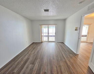 3101 Egret Terrace - Photo Thumbnail 15